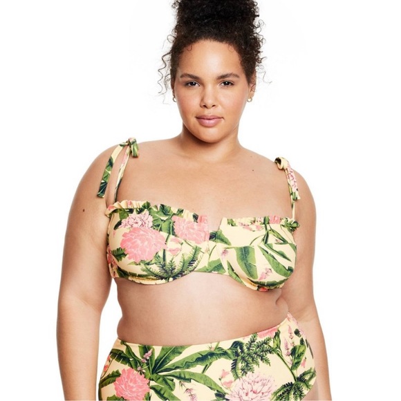 Target x Agua Bendita plus size reversible botanical floral bikini - Picture 1 of 10